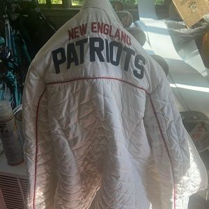 Beautiful white light material patriots jacket